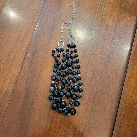 Paparazzi Necklace ~ Everyone Scatter! - Black - Picture 6 of 8